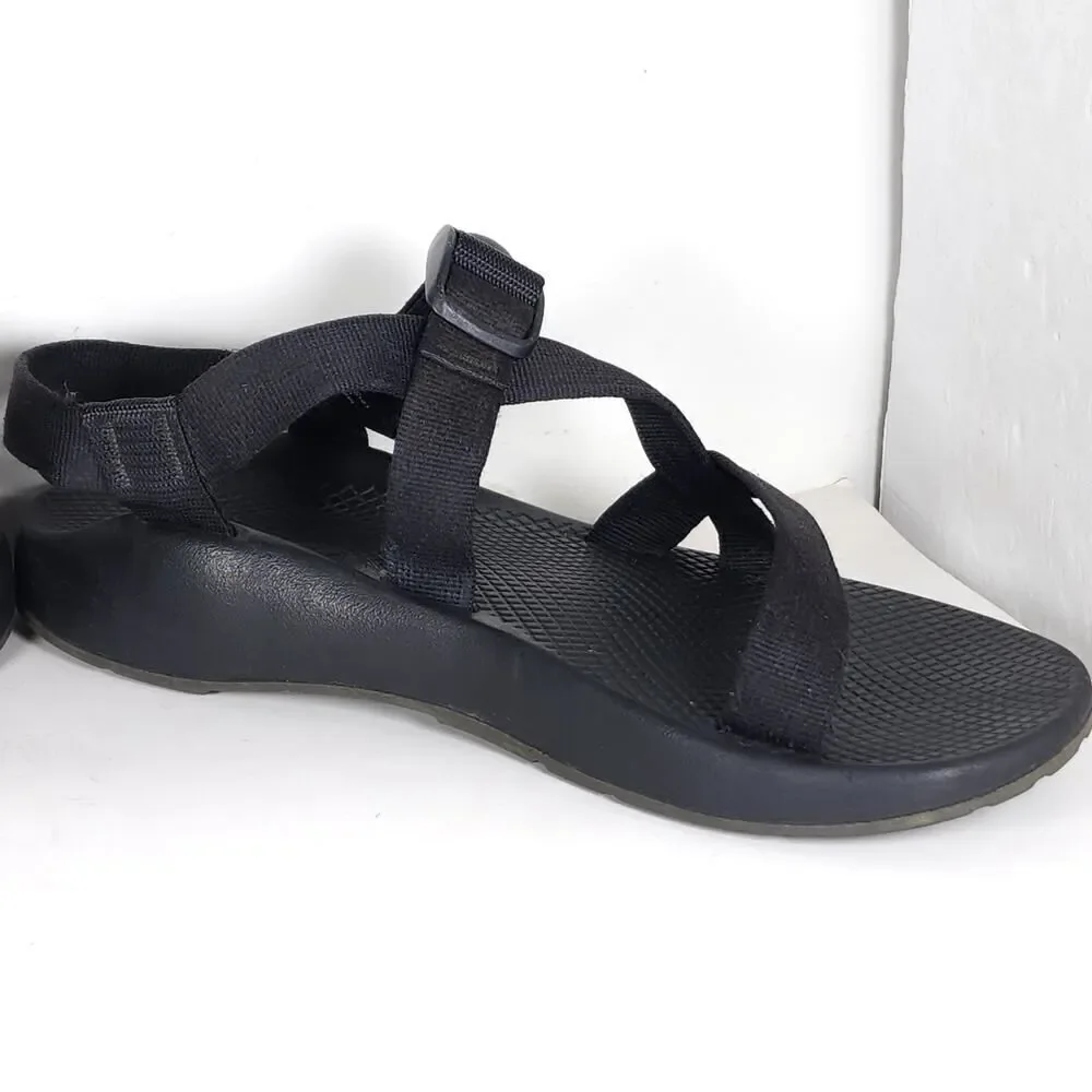 Chaco Men's Z Cloud Size US11 Black Strappy Outdoor Sport Sandals Shoes